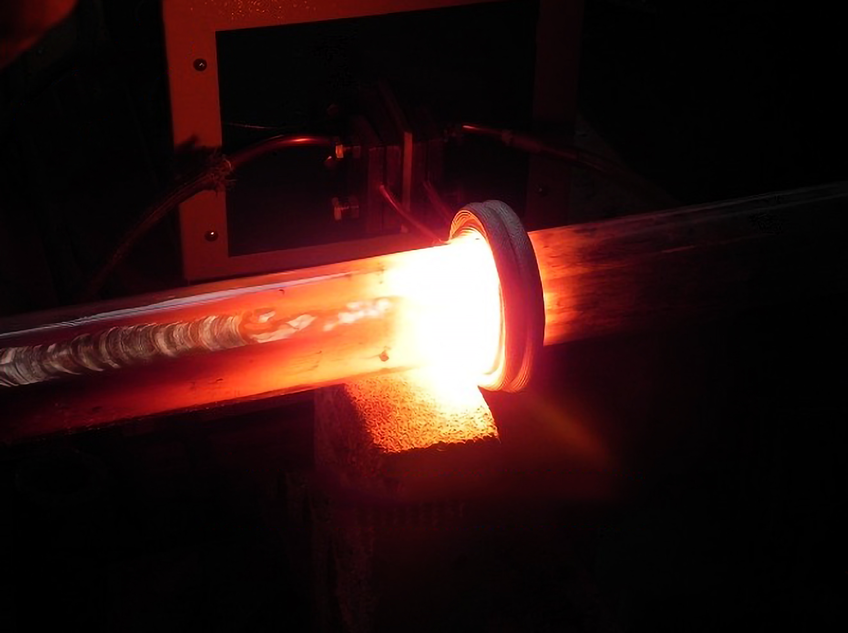 什么叫感應(yīng)加熱成套設(shè)備，運用的秘密在哪兒？