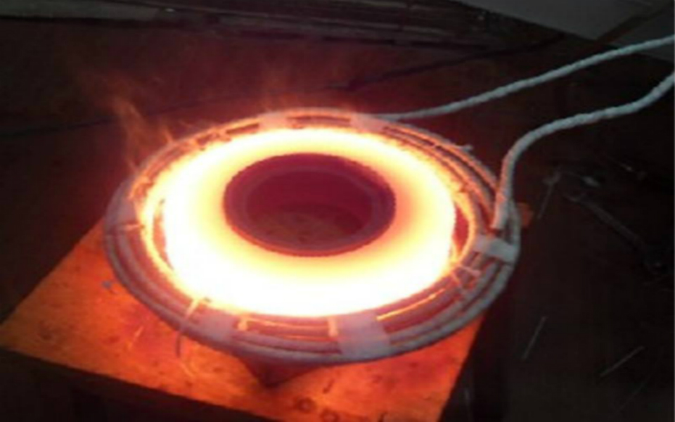 電磁感應加熱設備用于工件的拆卸和熱裝